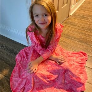 EUC size 6 long sleeve ruffle dress. Bright pink marbled with white.